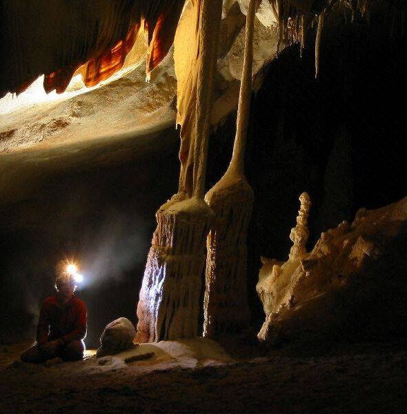 Peștera Topolnița